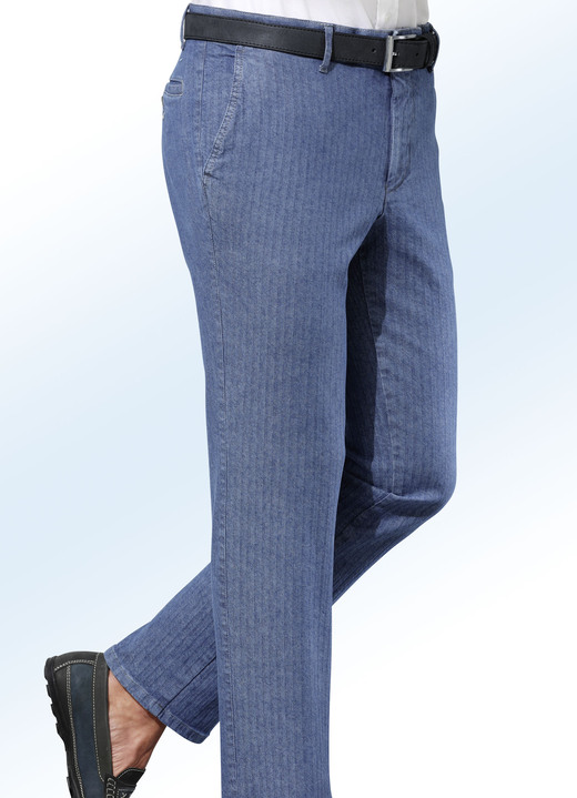 - Jeans 
