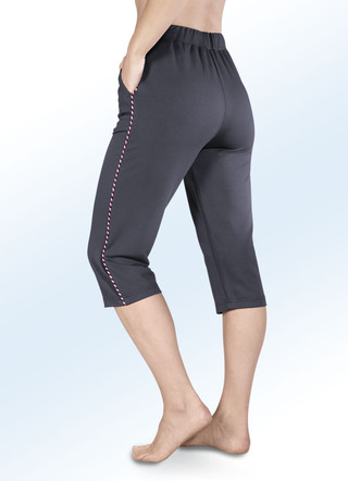 Capri broek met comfortabele stretch tailleband in 4 kleuren