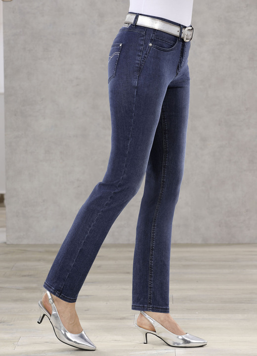 Jeans - Afslankende jeans in 5-pocketmodel, in Größe 018 bis 052, in Farbe DONKERBLAUW Ansicht 1