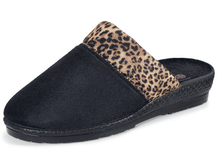 Slippers in chique Leo design