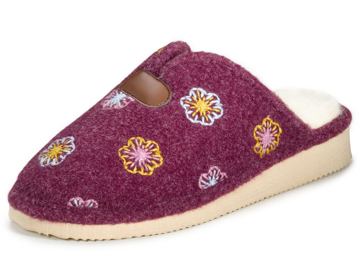 Huisschoenen - Laurina vilten pantoffels met schattig bloemenborduursel, in Größe 036 bis 042, in Farbe BORDEAUX Ansicht 1