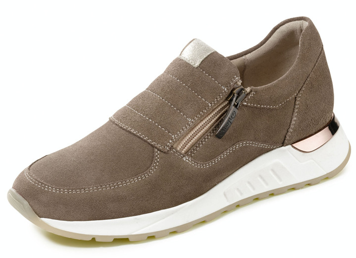 Instappers & veterschoenen - Slippers gemaakt van zacht suède leer, in Größe 036 bis 042, in Farbe TAUPE Ansicht 1