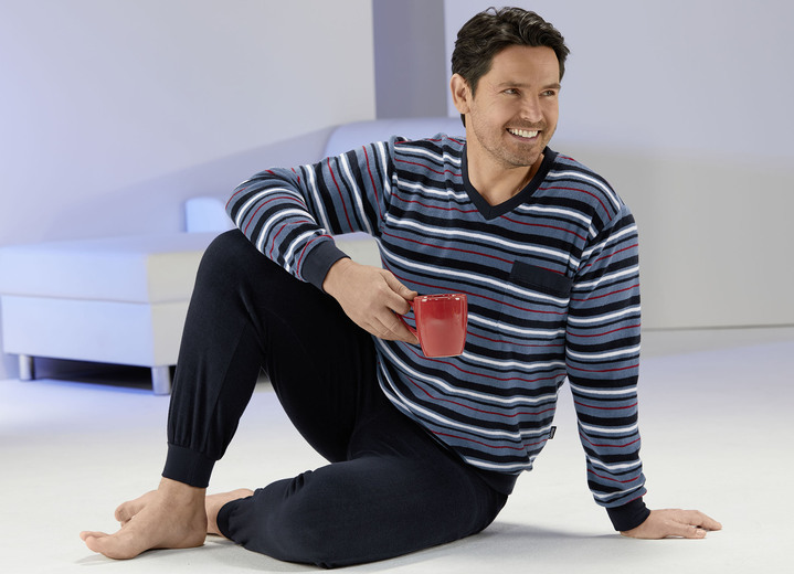 Pyjama's - Pyjama van stretch badstof met boorden, V-hals en garengeverfd streepmotief, in Größe 046 bis 060, in Farbe JAGERSBLAUW-ZWAAR Ansicht 1