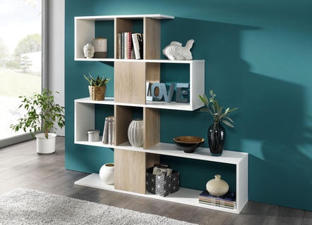 Innovatieve staande plank met grote vakken en 5 niveaus