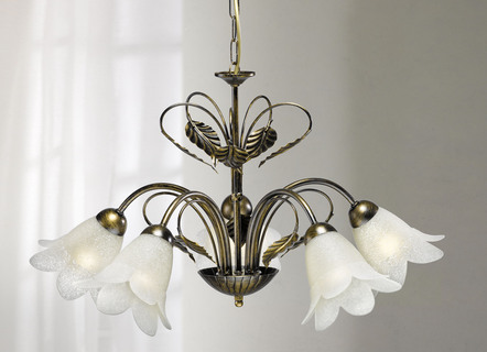 Metalen hanglamp met decoratief gebladerte