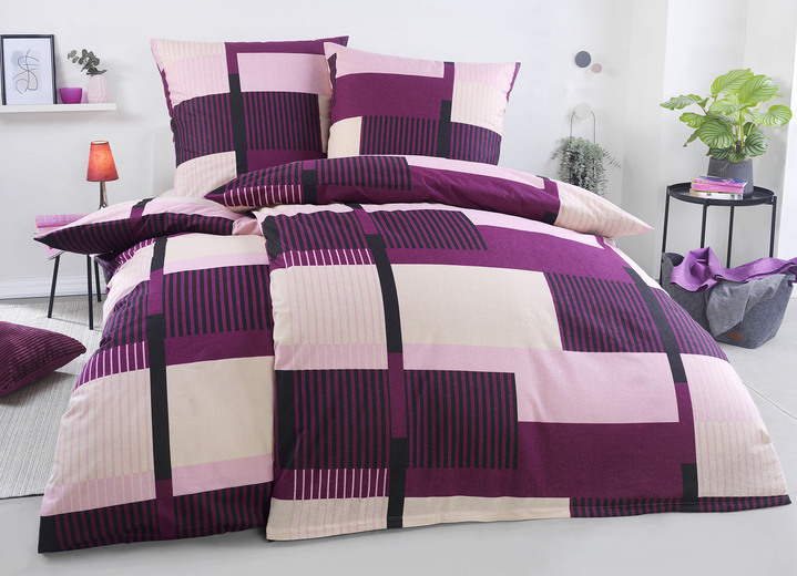 - Beddengoedset met ritssluiting, in Farbe PAARS