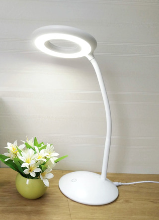 LED loeplamp met 8x vergroting