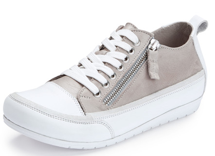 Andrea Conti sneakers in een trendy look