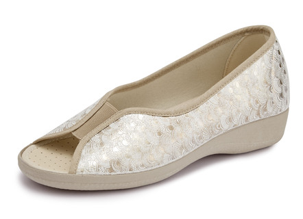 Slipper in goudbeige textielmateriaal