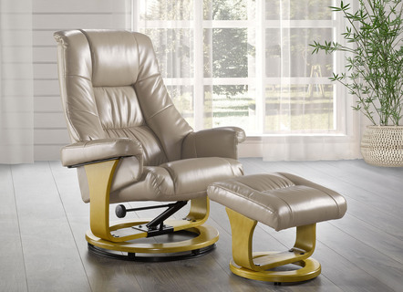 Relax fauteuil met kruk op stevig houten onderstel