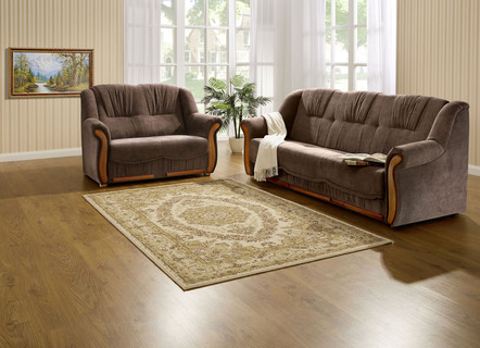 Gestoffeerd meubel met een comfortabele, hoogpolige stoffen bekleding