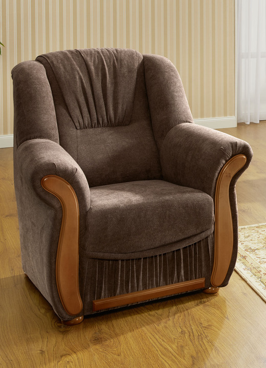 Gestoffeerde meubels - Gestoffeerd meubel met een comfortabele, hoogpolige stoffen bekleding, in Farbe BRUIN, in Ausführung Fauteuil Ansicht 1