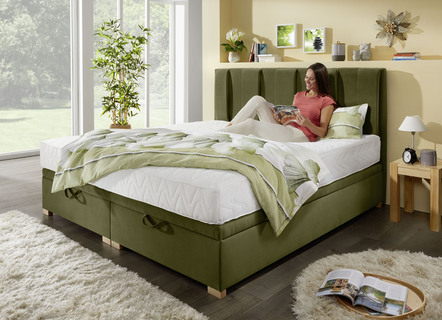 Heerlijk knus boxspringbed met bedbodem