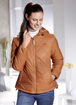 Functionele jas met interessante uienquilt