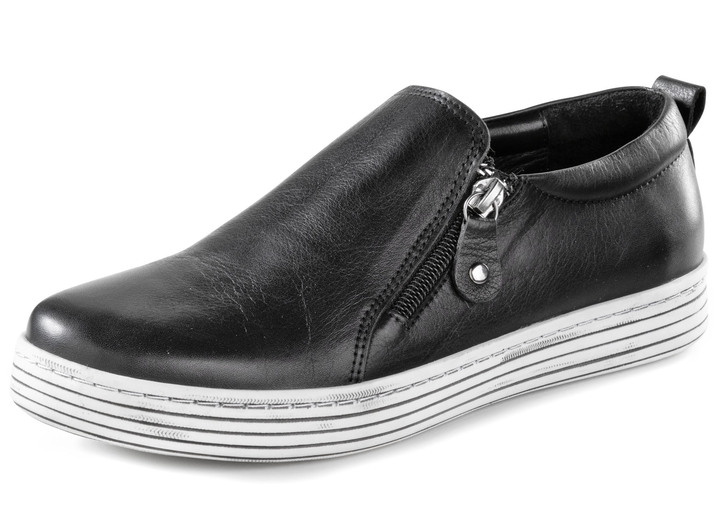 Instappers & veterschoenen - Gemini pantoffels van zacht rundnappaleer, in Größe 036 bis 042, in Farbe ZWART Ansicht 1