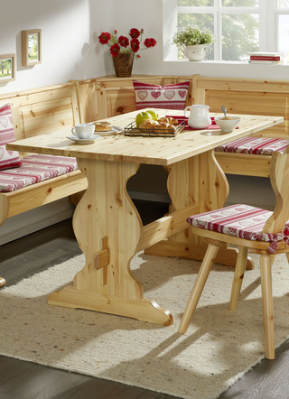 eettafel van massief grenenhout