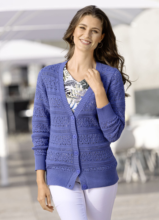 Basics - Gebreid vest met gemengde patronen Basics - Gebreid vest met gemengde patronen, in Größe 038 bis 054, in Farbe JEANSBLAUW