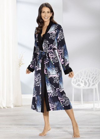 Kamerjas in kimono-vorm