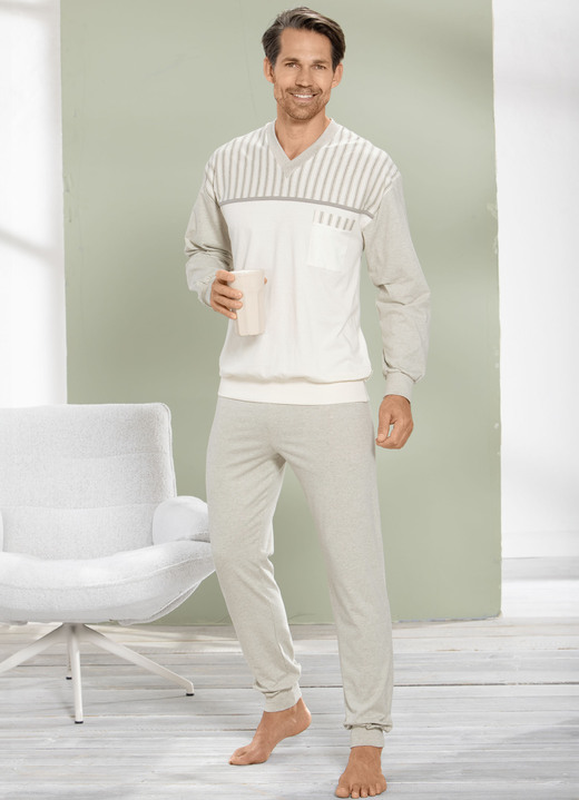 Pyjama's - Götting pyjama met manchetten, in Größe 046 bis 060, in Farbe ECRU-RESEDA GEMÊLEERD Ansicht 1