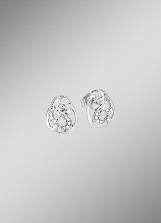 Opengewerkte oorstekers met 26 diamanten