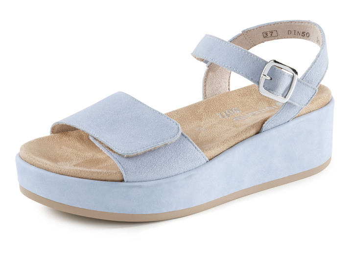 Sandalettes & slippers - Sandaal gemaakt van fluwelen suède, in Größe 036 bis 042, in Farbe LICHTBLAUW Ansicht 1