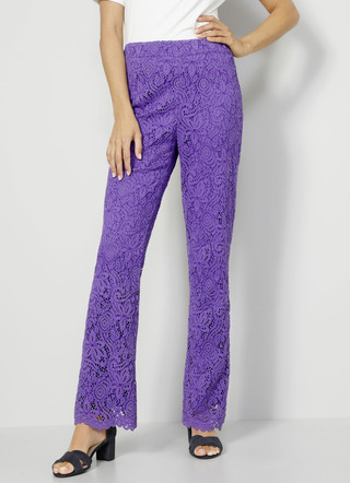 Broek met bloemenkant