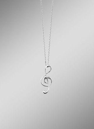 Elegantie ontmoet muziek: hanger met ankerketting