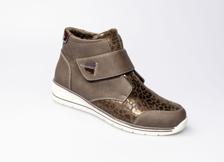 Comfortabele enkellaarsjes in trendy luipaardlook