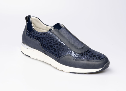 Modieuze stretch sneaker in luipaardlook