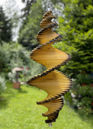 Weerbestendige houten windgong