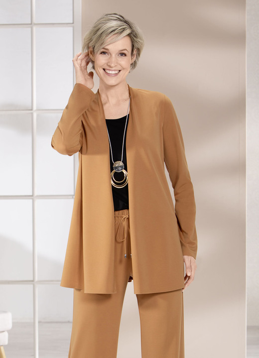 Shirtjasjes - Overhemdjasje in sluitingsvrije vorm in 4 kleuren Shirtjasjes - Overhemdjasje in sluitingsvrije vorm in 4 kleuren, in Größe 038 bis 054, in Farbe CAMEL