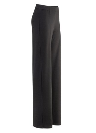 Broek in een modieuze wijdte
