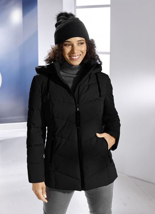 Winterjacken - Jacke Winterjacken - Jacke, in Größe 034 bis 052, in Farbe SCHWARZ
