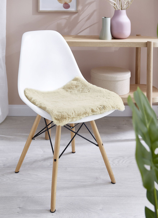 Decken - Fellform, in Größe 101 (Fellform, 55x 80 cm) bis 405 (Sitzkissen, 40x 40 cm), in Farbe BEIGE Ansicht 1