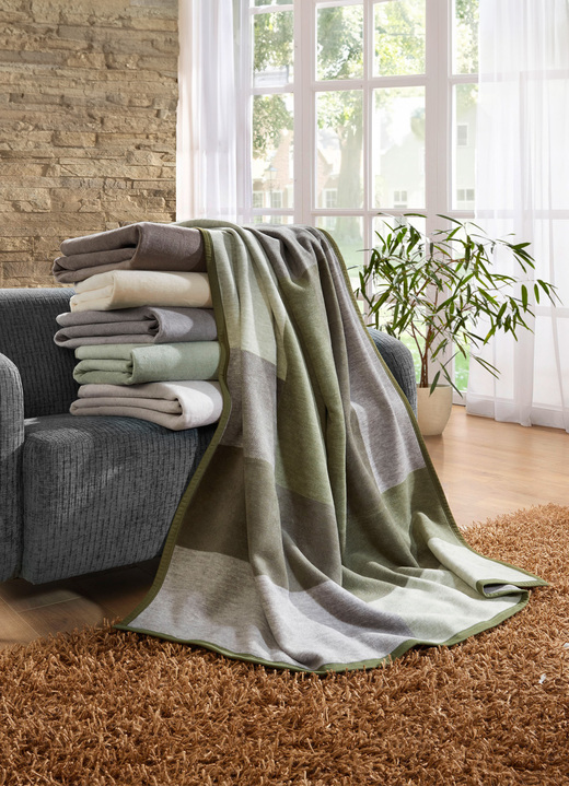 Woondekens - Gezellige deken met velours lintrand, in Farbe GROEN