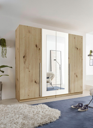 Kleiderschrank