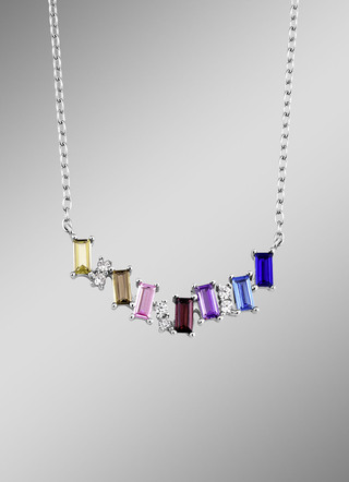 Elegantie in zilver: ketting met synthetische zirkonia