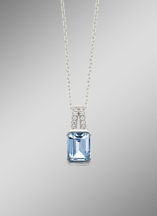 Stralende elegantie: hanger met ankerketting