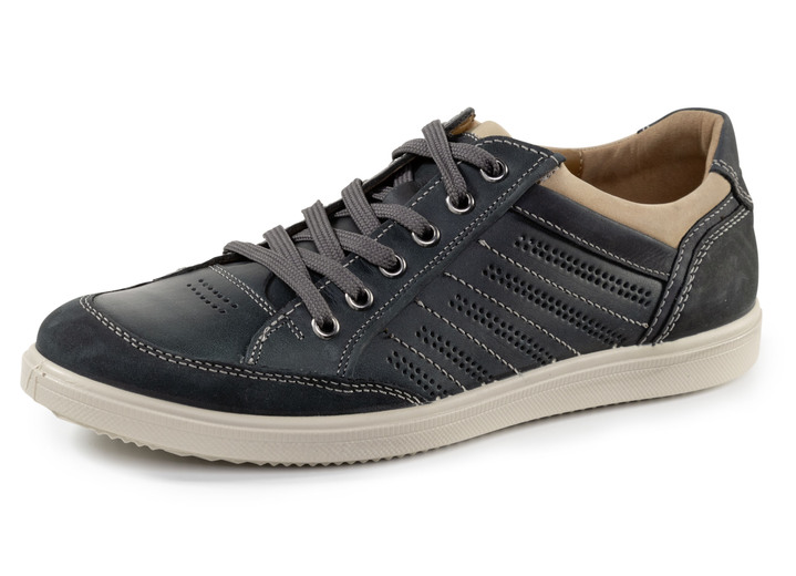 Schuhe - Sneaker, in Größe 040 bis 047, in Farbe BLAU Ansicht 1
