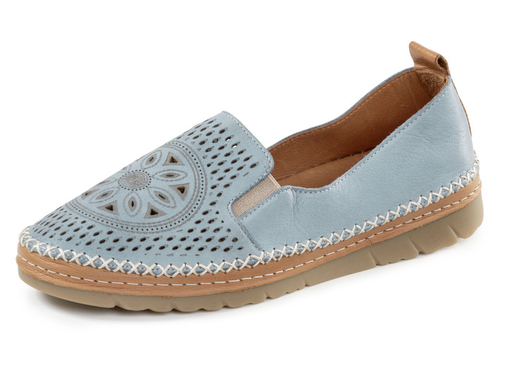 Instappers & veterschoenen - Gemini pantoffels van luchtig geperforeerd nappaleer, in Größe 036 bis 042, in Farbe JEANS Ansicht 1