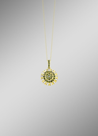 Hanger met briljant geslepen en baguette diamanten