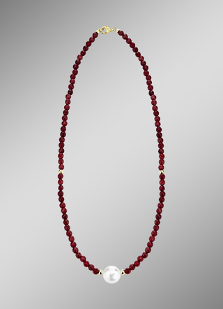 Ketting met parelglans en edelsteenglans