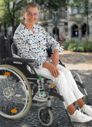 Rollstuhl-/ Rollator Getränkehalter
