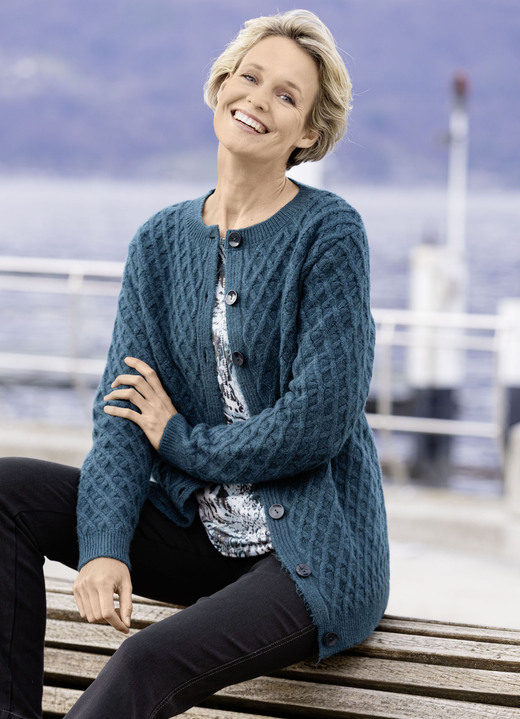 Basics - Cardigan met diamantstructuur Basics - Cardigan met diamantstructuur, in Größe 038 bis 054, in Farbe PETROL