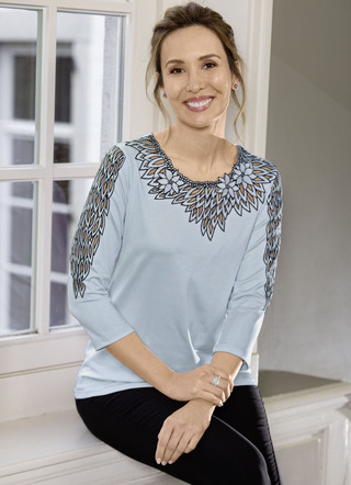 Shirt met rijkelijk versierde tule in 3 kleuren