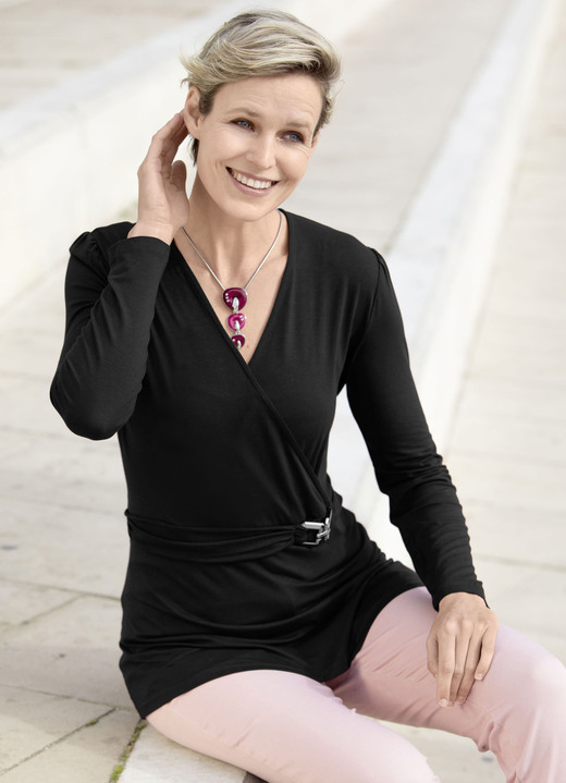 Lange mouw - Wikkelshirt in 2 kleuren Lange mouw - Wikkelshirt in 2 kleuren, in Größe 036 bis 052, in Farbe ZWART