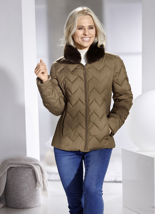 Winterjacken - Jacke Winterjacken - Jacke, in Größe 034 bis 050, in Farbe BRAUN