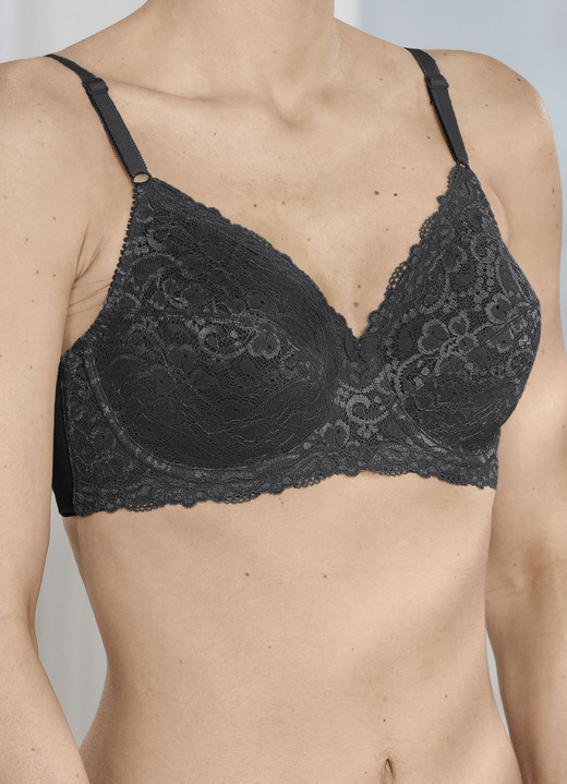 BH met beugel - Triumph Compliment beugelbeha met mooie kant, in Größe 075 bis 105, in Cup F, in Farbe SCHWARZ Ansicht 1