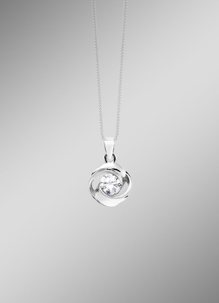 Prachtige hanger met zirkonia