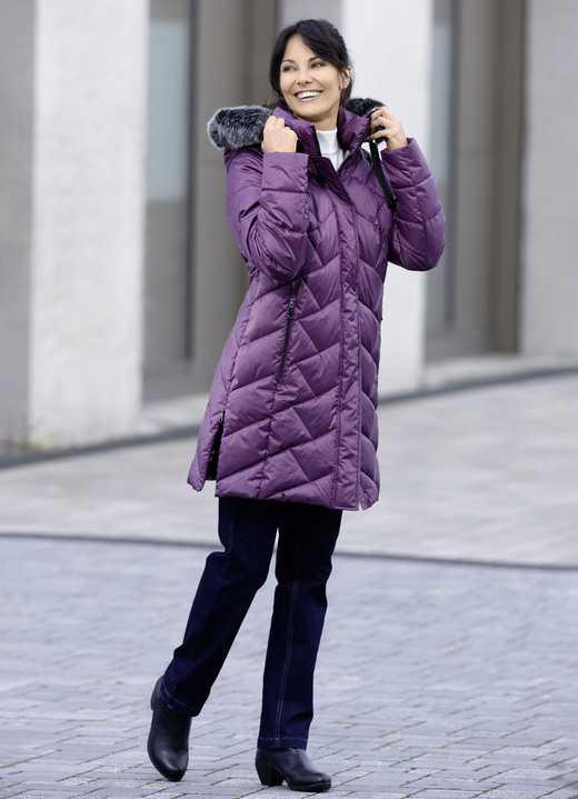 Wintermäntel - Kurzmantel, in Größe 036 bis 054, in Farbe PURPLE Ansicht 1